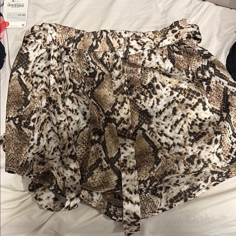 Snakeskin Print Women's Shorts